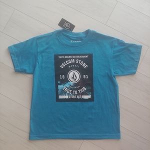 VOLCOM boys shirt with graphics